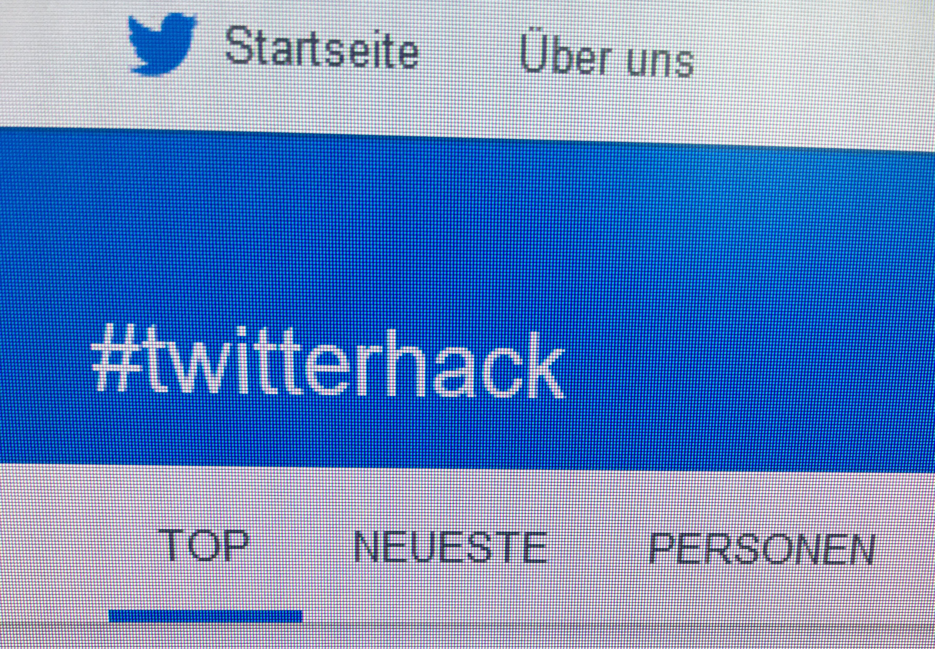 Twitter hack: thousands of accounts hijacked